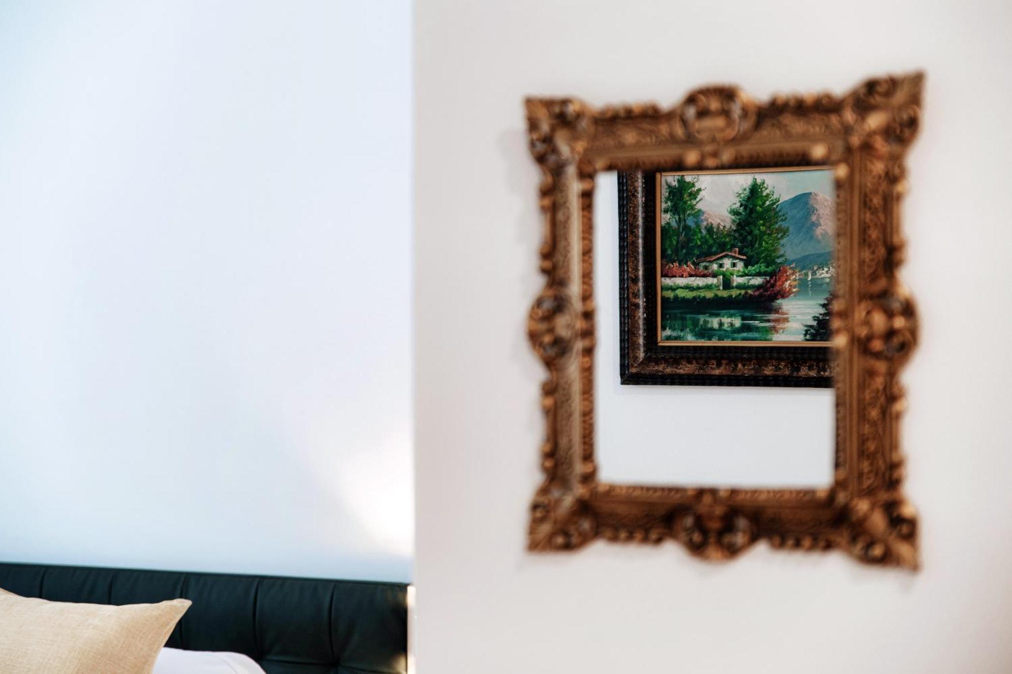 Guesthouse Lake'S Vibes - The House Of Travelers Como Exterior photo