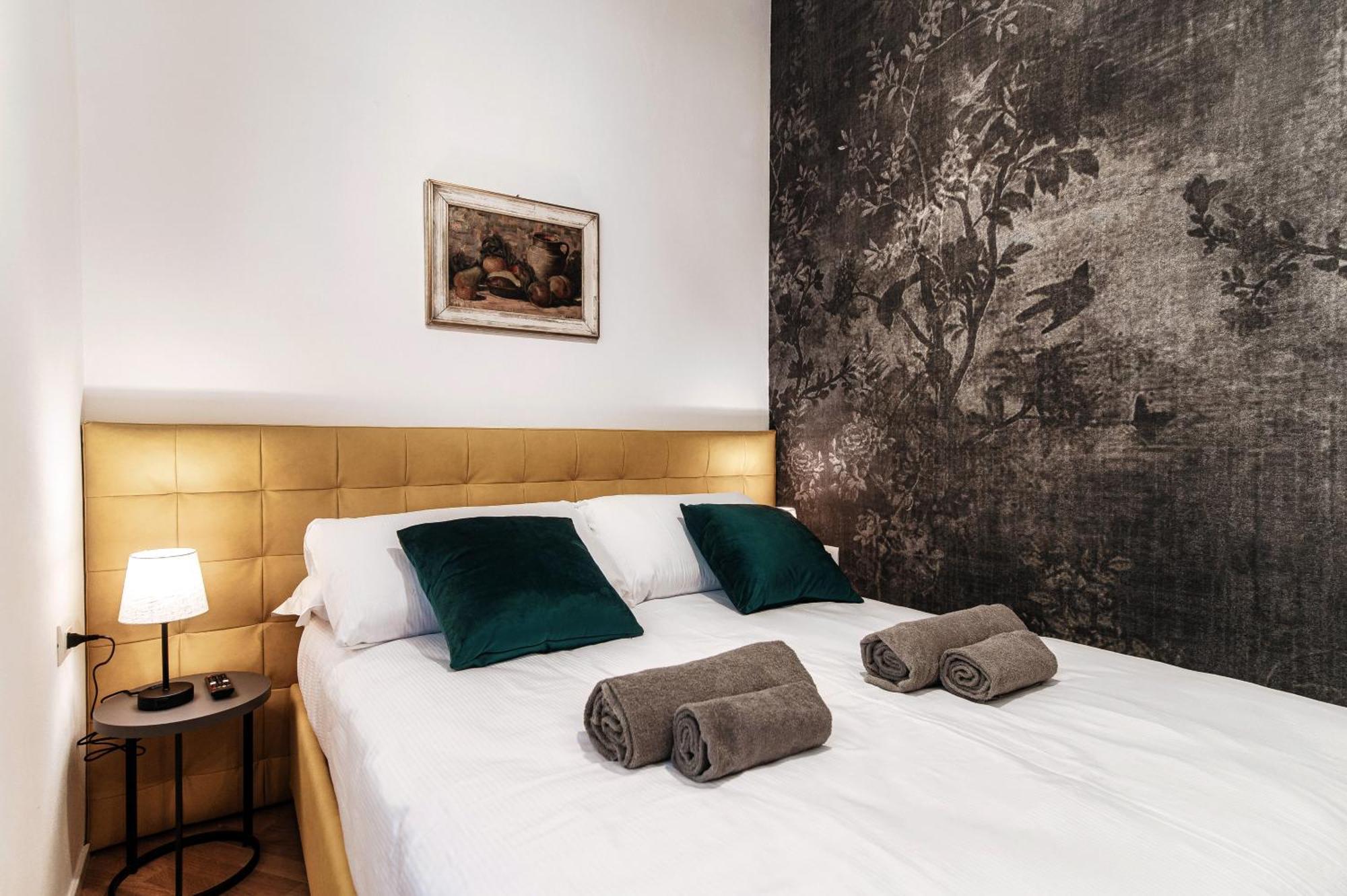 Guesthouse Lake'S Vibes - The House Of Travelers Como Exterior photo